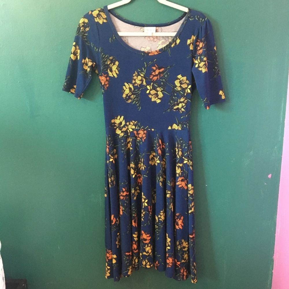 LuLaRoe nicole navy blue floral dress